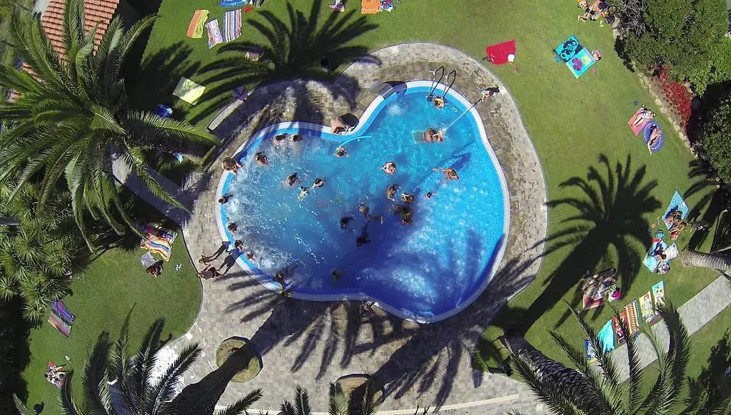 El Delfin Verde Resorts - Castell-Platja d’Aro 4*,